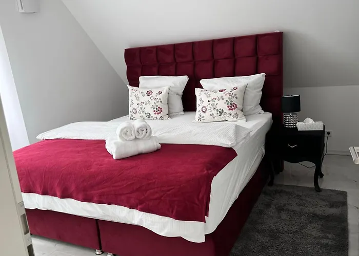 Appartamento Relaxdays-apartments 2 Garten Und Pool- Mitbenutzung, Kostenloser Parkplatz, Kontaktloser Checkin, Wifi Mit Smarttv Gütersloh