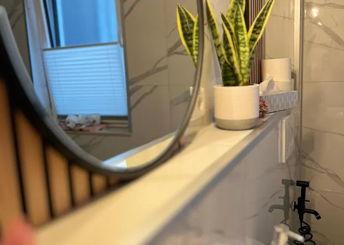 Relaxdays-apartments 2 Garten Und Pool- Mitbenutzung, Kostenloser Parkplatz, Kontaktloser Checkin, Wifi Mit Smarttv *